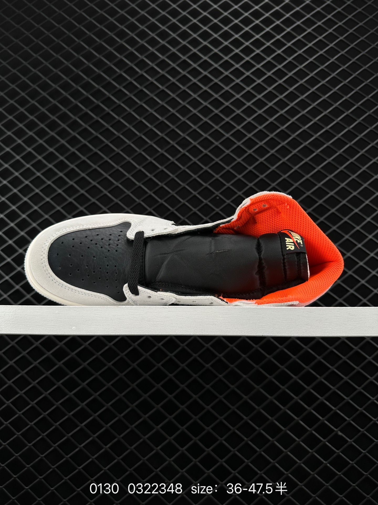 Nike Air Jordan 1 Retro High OG”Black/White“